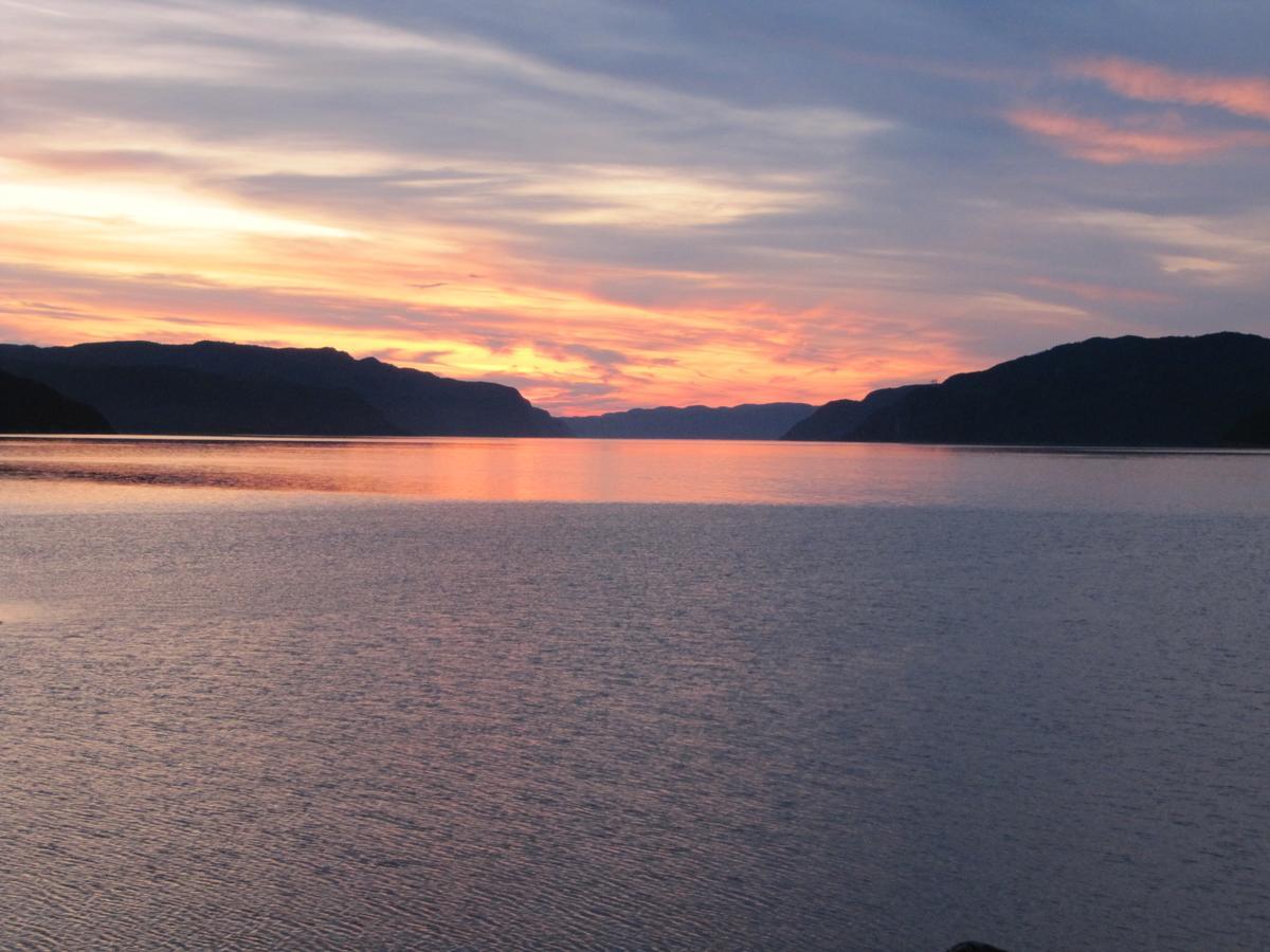 Gite Marie-Claire Petit-Saguenay Exteriör bild